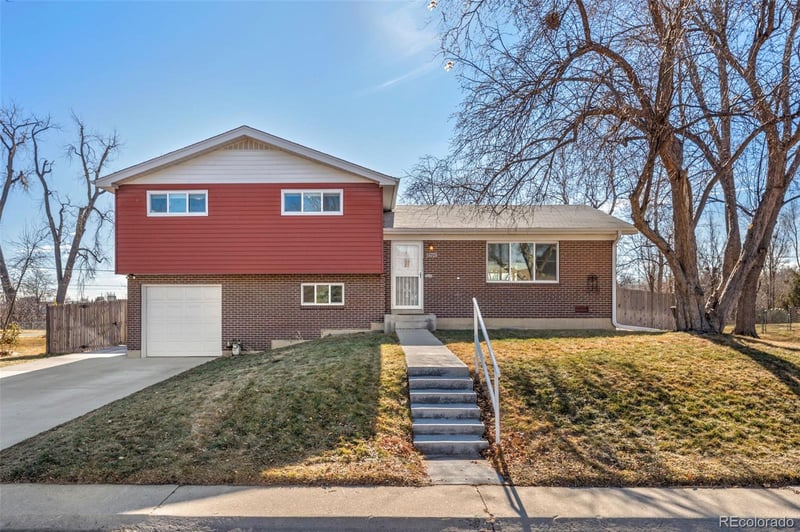 10728 Roseanna Dr, Northglenn, CO 80234