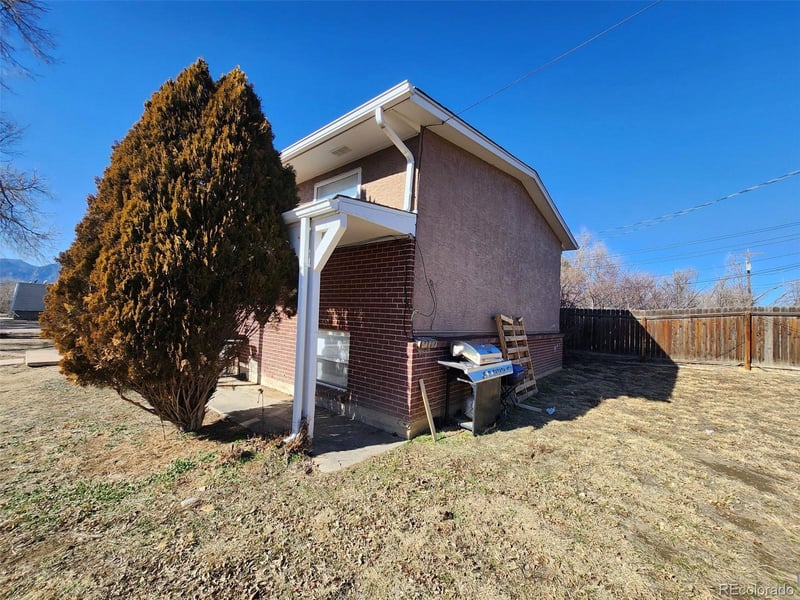 7165 Alegre Cir, Fountain, CO 80817