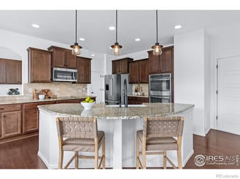 2211 Winding Dr, Longmont, CO 80504