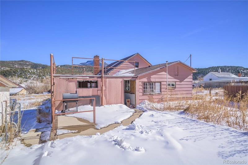 8631 Pinon St, Trinidad, CO 81082