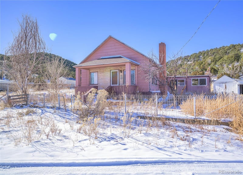 8631 Pinon St, Trinidad, CO 81082