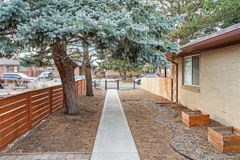 3690 Grape St, Denver, CO 80207