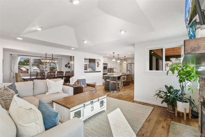10886 W 31st Pl, Lakewood, CO 80215