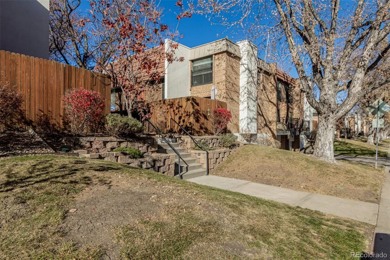2903 S Locust St, Denver, CO 80222
