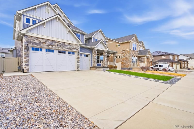 5017 Liverpool St, Denver, CO 80249