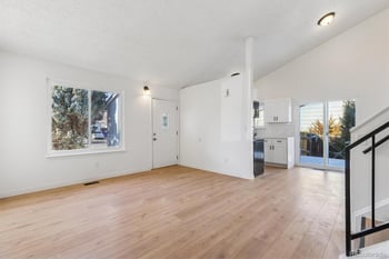 17406 Temple Dr, Aurora, CO 80015