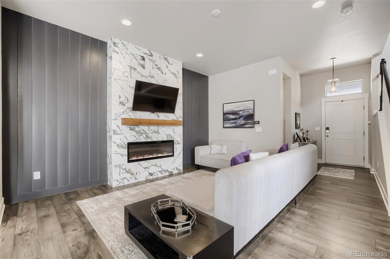 6346 Dayton Way, Denver, CO 80238