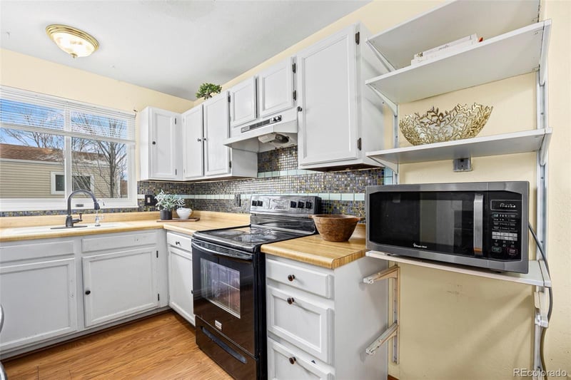 1956 Cathay St, Aurora, CO 80011