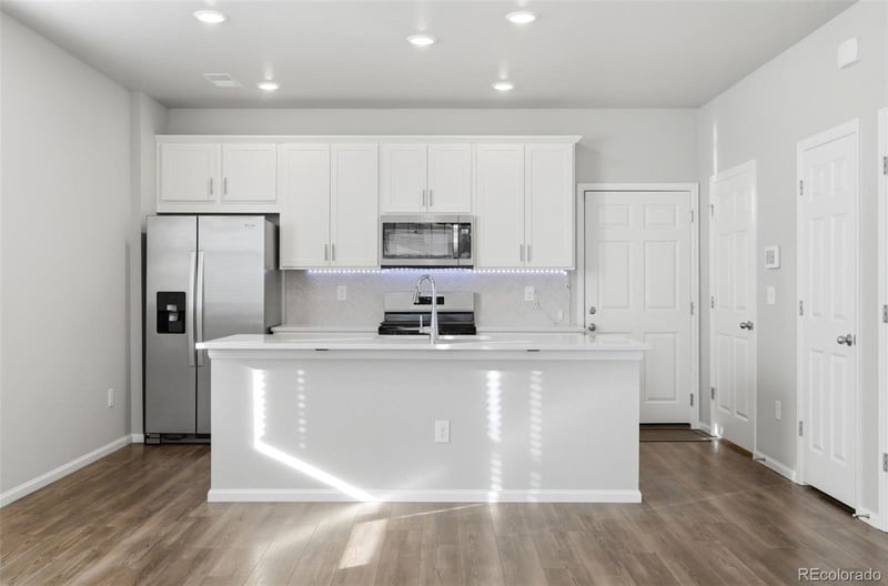 5099 Robb St, Littleton, CO 80127