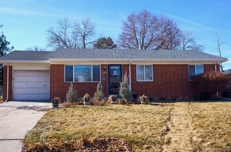 489 Toledo , Aurora, CO 80011