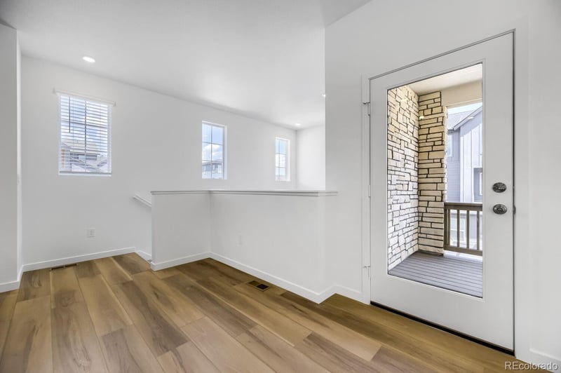 7390 Whiteclover Ln, Littleton, CO 80125