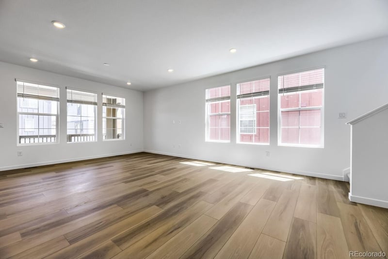 7390 Whiteclover Ln, Littleton, CO 80125