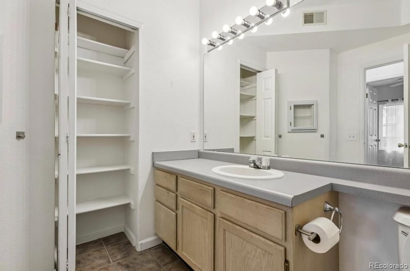 4545 Wheaton Dr #B210, Fort Collins, CO 80525