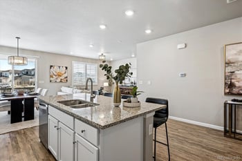 44 Titus St, Aurora, CO 80018