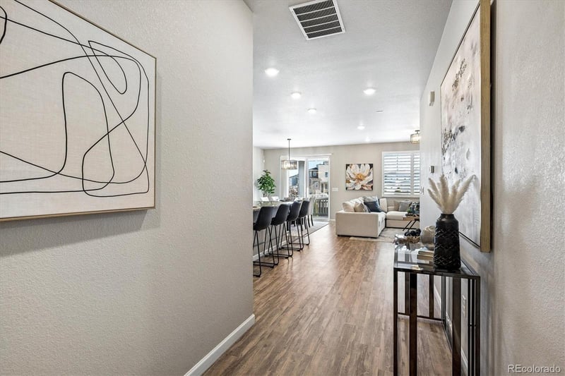 44 Titus St, Aurora, CO 80018