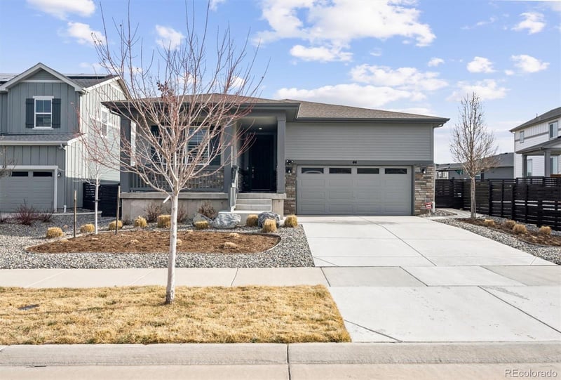 44 Titus St, Aurora, CO 80018
