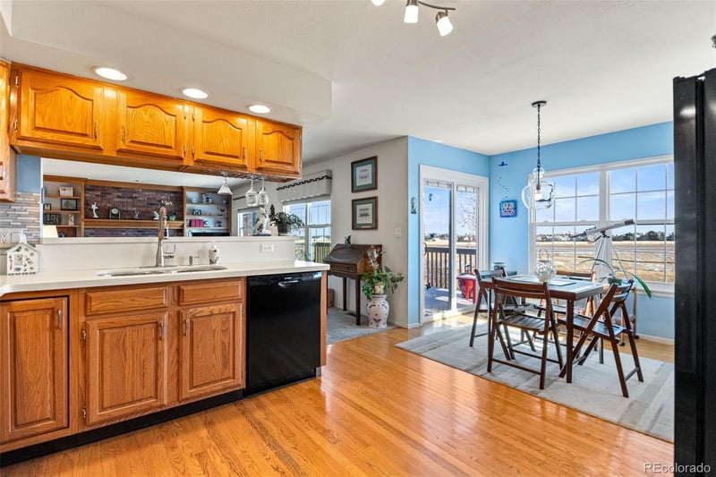 8586 Meadow Creek Dr, Highlands Ranch, CO 80126