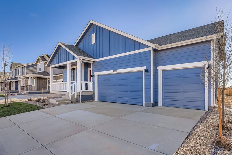 54900 27th Ave, Strasburg, CO 80136