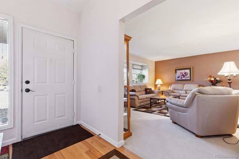 3864 Long Pl, Centennial, CO 80122