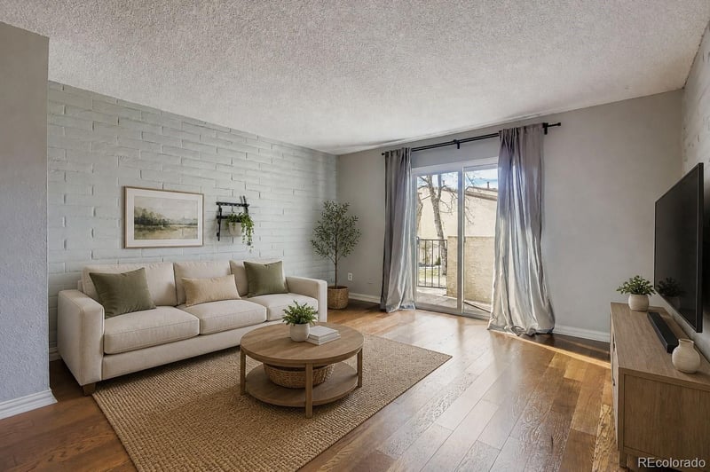 1060 Parker Rd #25, Denver, CO 80231