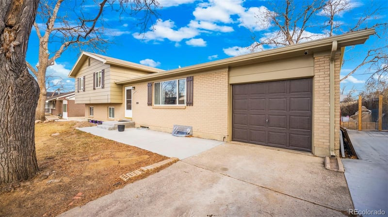 11892 Mccrumb Dr, Denver, CO 80233