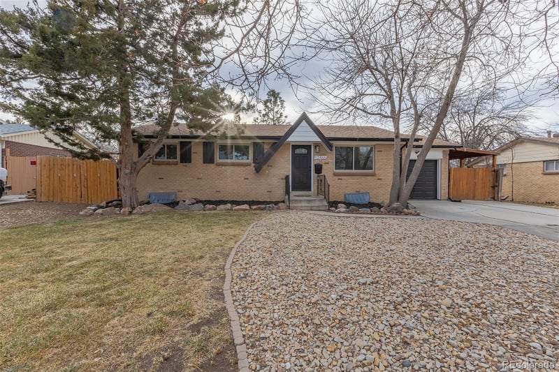 12466 Alaska , Aurora, CO 80012