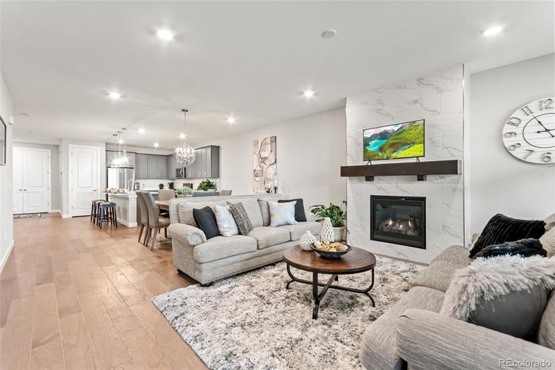 2032 Sagerock Dr, Castle Pines, CO 80108