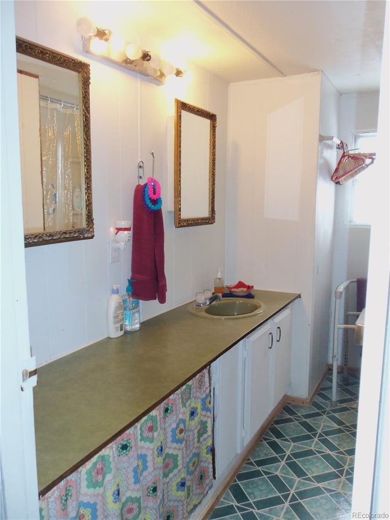 709 5th St, Hugo, CO 80821