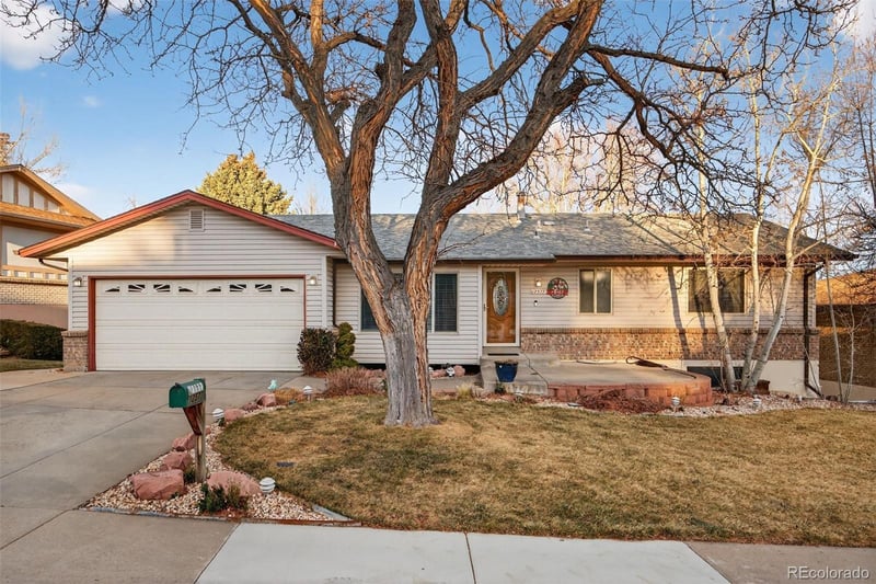 12577 Arizona Pl, Lakewood, CO 80228