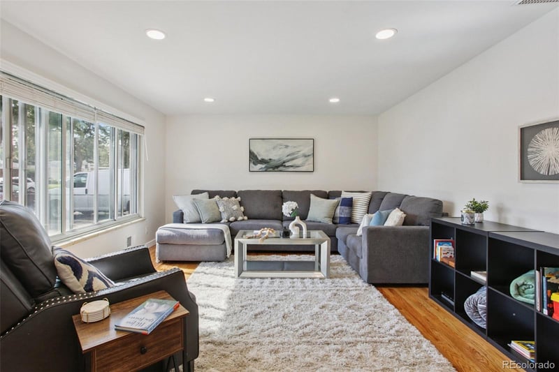 3195 Uvalda St, Aurora, CO 80011