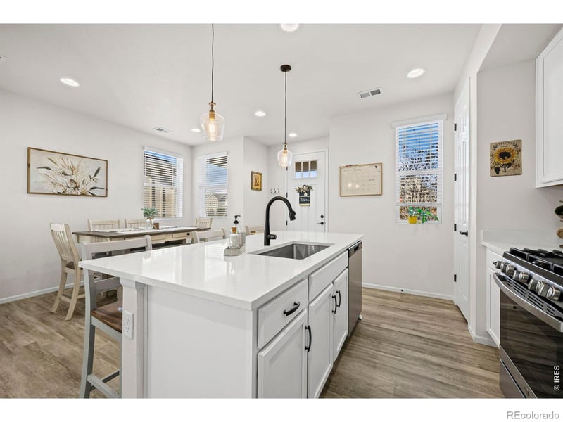 6262 Kinston Pw, Loveland, CO 80538