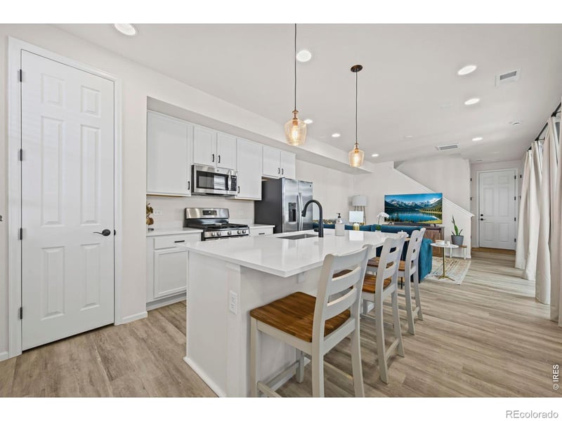 6262 Kinston Pw, Loveland, CO 80538