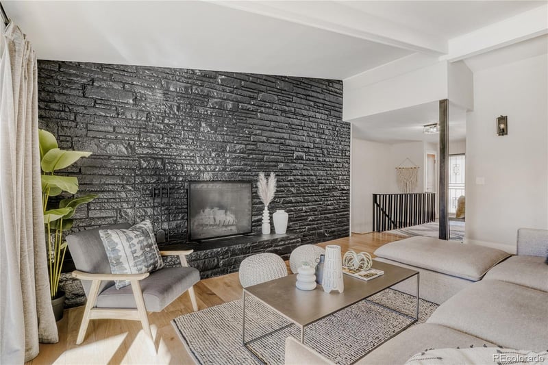 2451 Ivanhoe Pl, Denver, CO 80222