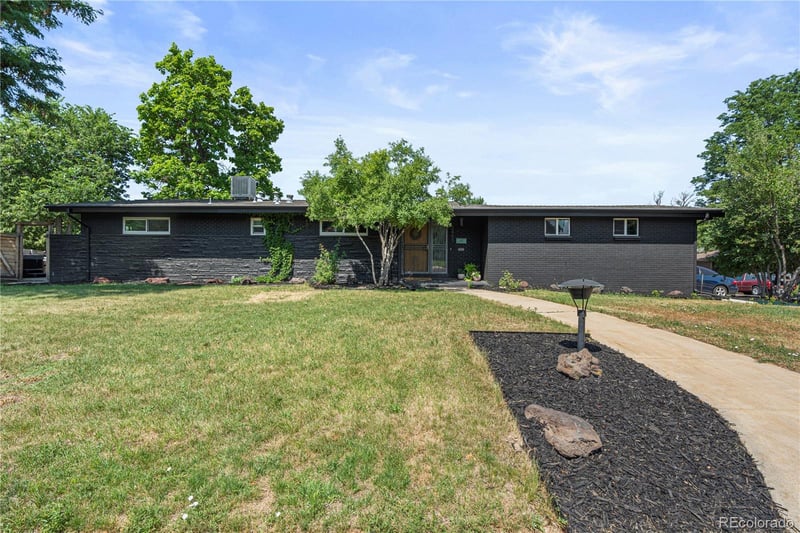 2451 Ivanhoe Pl, Denver, CO 80222