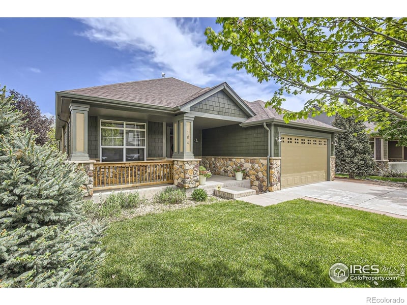 104 Noland Ct, Lyons, CO 80540