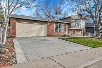 4642 Eureka Ct, Denver, CO 80239