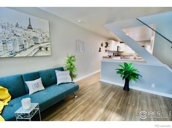 5808 Pearl St, Centennial, CO 80121