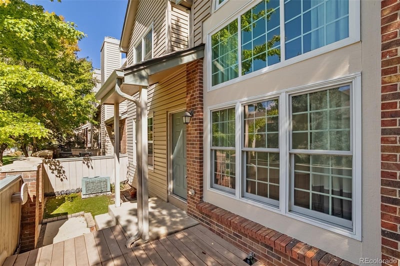 9903 Mexico Ave, Aurora, CO 80247