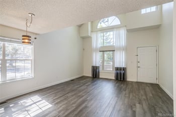 9903 Mexico Ave, Aurora, CO 80247