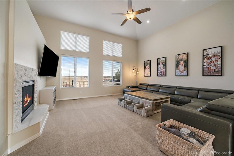 5692 Vistancia Dr, Parker, CO 80134