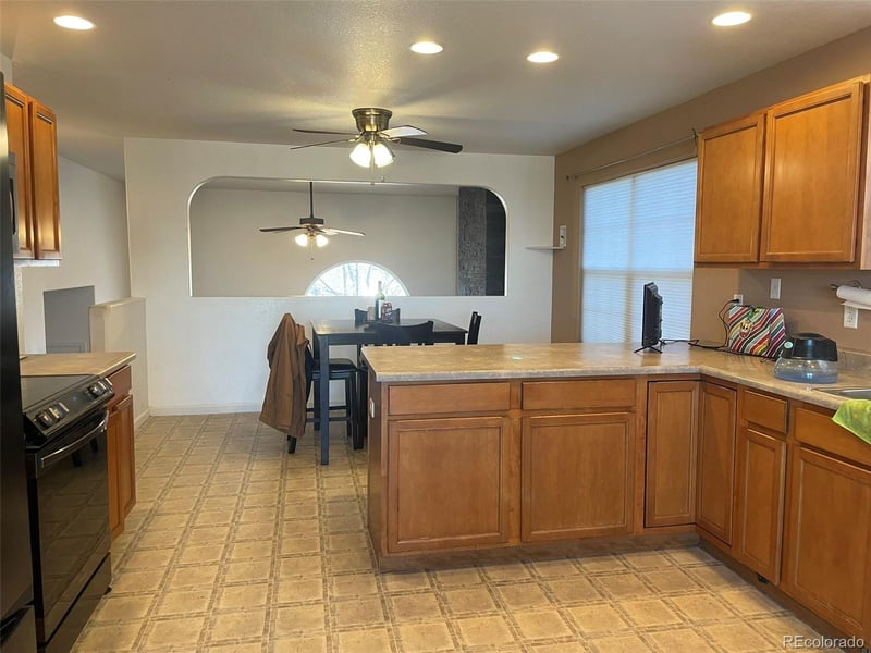 642 S Bow Mar Dr, Pueblo West, CO 81007