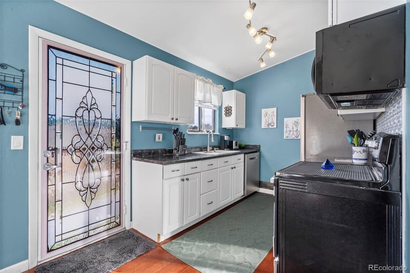 17704 Nassau Pl, Aurora, CO 80013