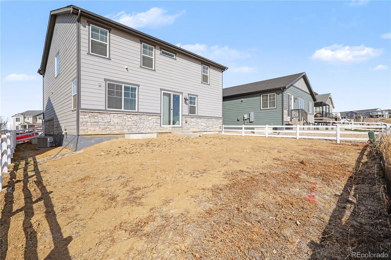 24068 Atlantic Pl, Aurora, CO 80018