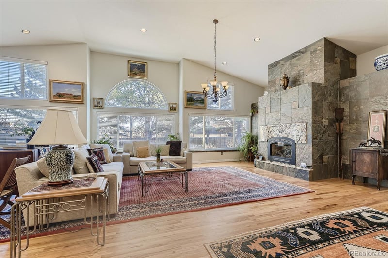 160 Hudson St, Denver, CO 80246