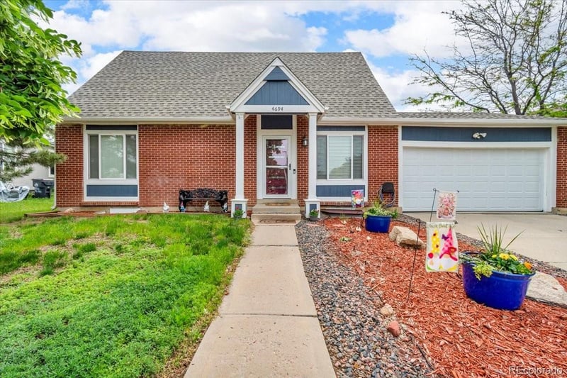 4694 Ouray Way, Aurora, CO 80015
