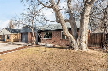 1350 Dallas St, Aurora, CO 80010