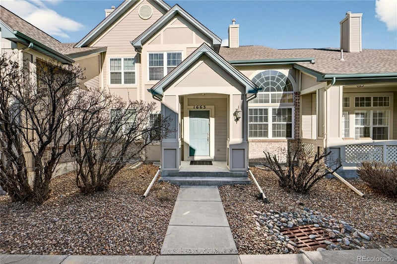 1663 S Emporia Ct, Aurora, CO 80247