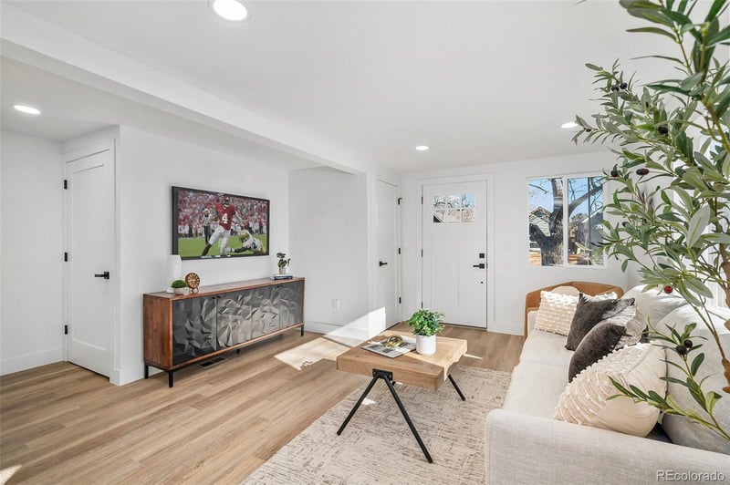 4625 Logan St, Denver, CO 80216