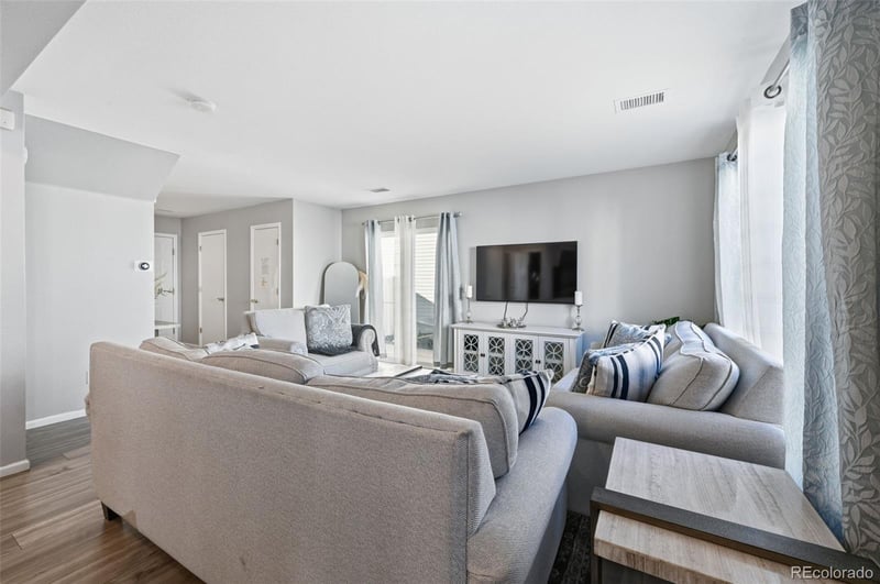 18615 43rd Pl, Denver, CO 80249