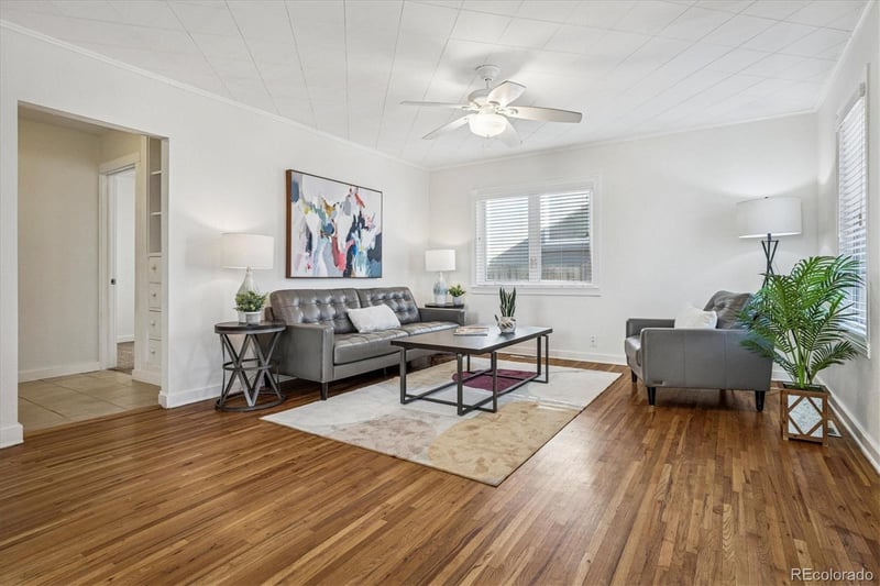 2877 Logan St, Englewood, CO 80113